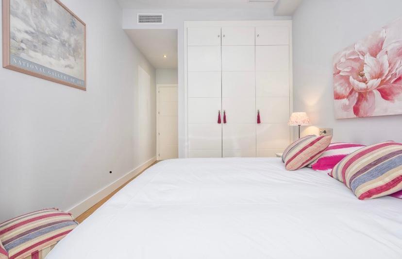 Homely Malaga Luxury Sebastian Souviron المظهر الخارجي الصورة